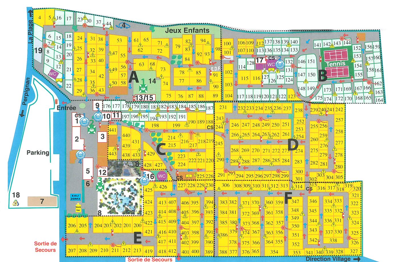 Algemene plattegrond van camping l'Étoile d'Or met kampeerplaatsen, stacaravans en genummerde voorzieningen