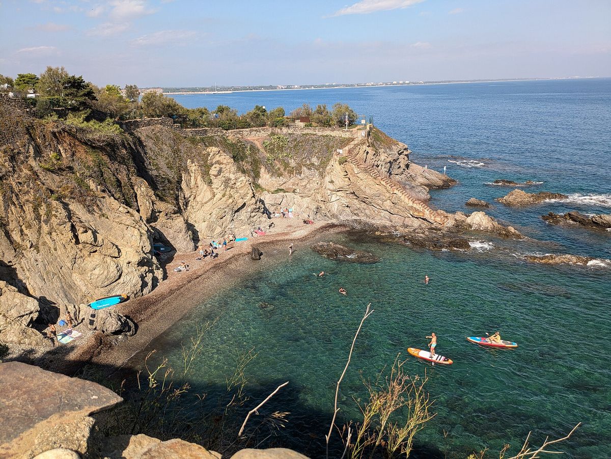 Rocky cove with clear water on the coast between Argelès-sur-Mer and Collioure