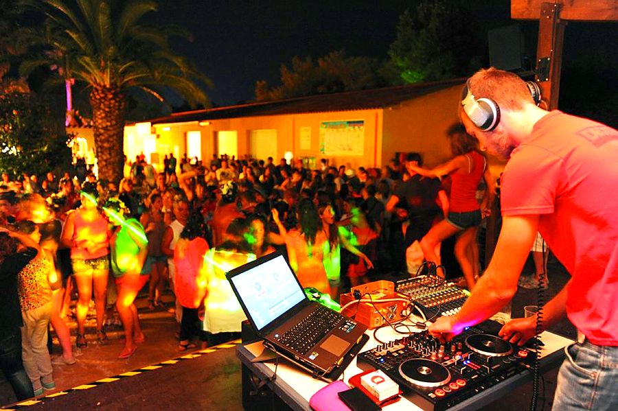Spectacle soirée disco, camping l'Étoile d'Or